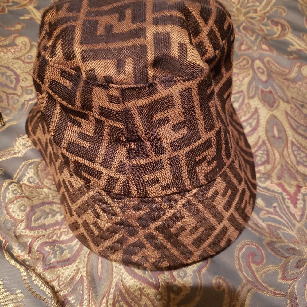 Fendi bucket hat